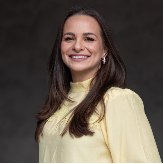 Prof. Mariane Assis Dias